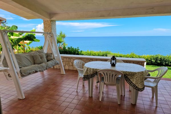 Daniela - Located in the Baia del Silenzio, an oasis of peace and tranquility a few km from Catania